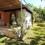 Mit Schoenem Garten Und Sonnenterrasse By Interhome Medulin